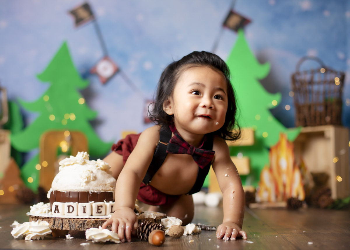 birthday boy cake smash photoshoot