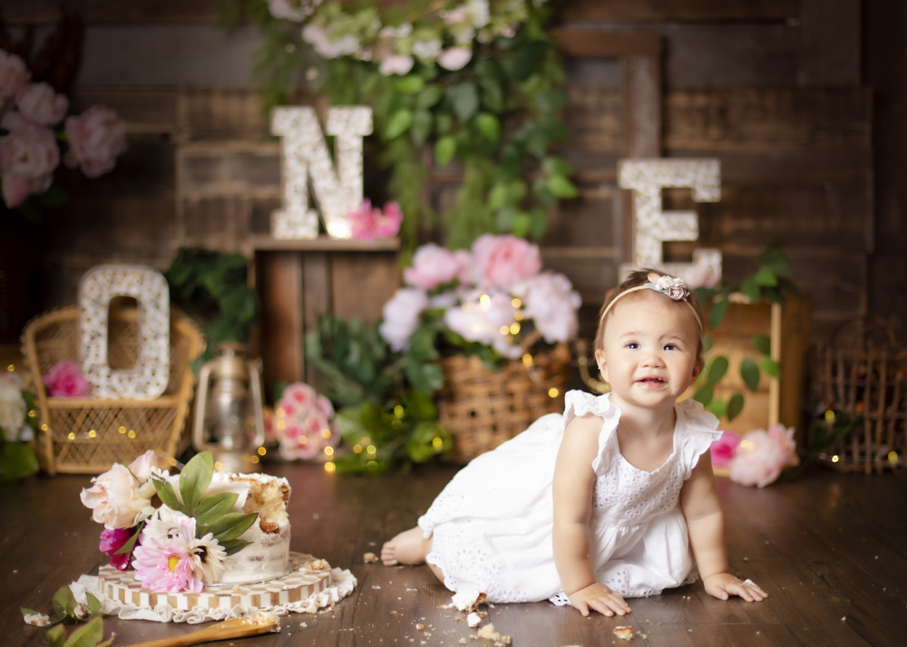 Vintage cake smash photoshoot for first birthday