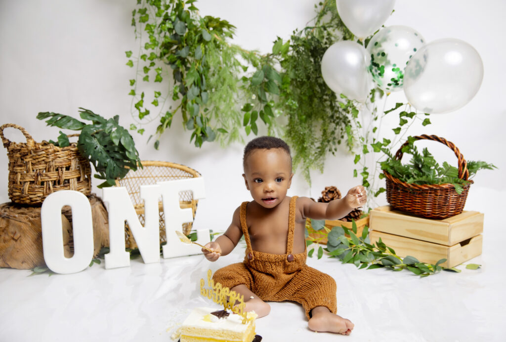 Calgary Cake Smash Photographer – Baby Boy First Birthday