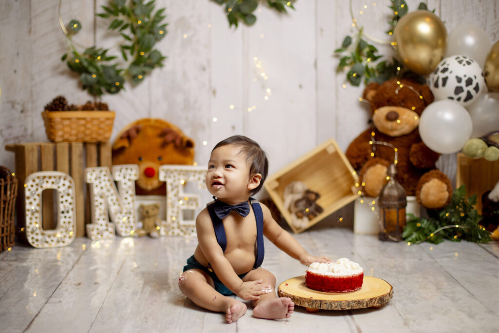 Cake Smash session with a baby boy