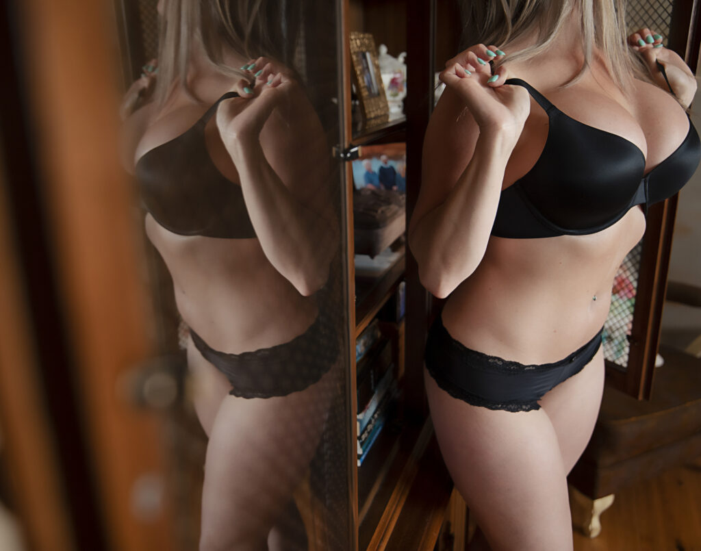 Calgary photoshoot boudoir